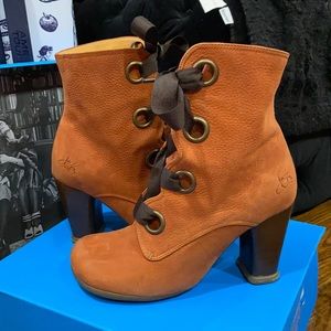 John Fluevog Soprano Mid Boot Orange Robyn 6.5